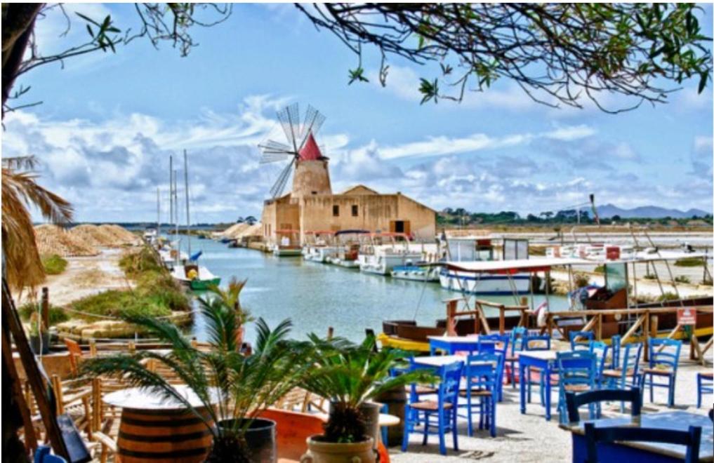Be Mediterraneo, In Centro Sul Mare - In The Center Beach Front - 80 Mq Trapani Ngoại thất bức ảnh